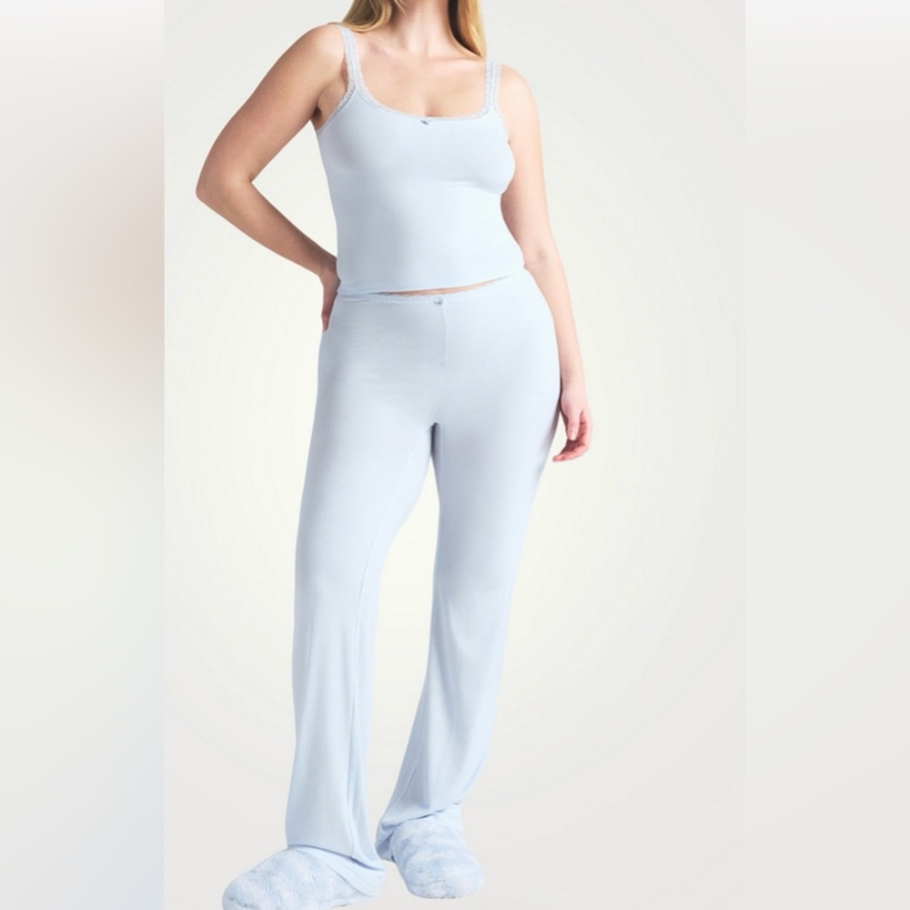 Skims soft lounge lace pants - S